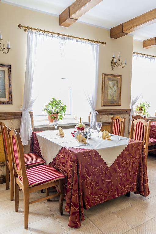 Uroczysko Bed & Breakfast Jastrowie ภายนอก รูปภาพ